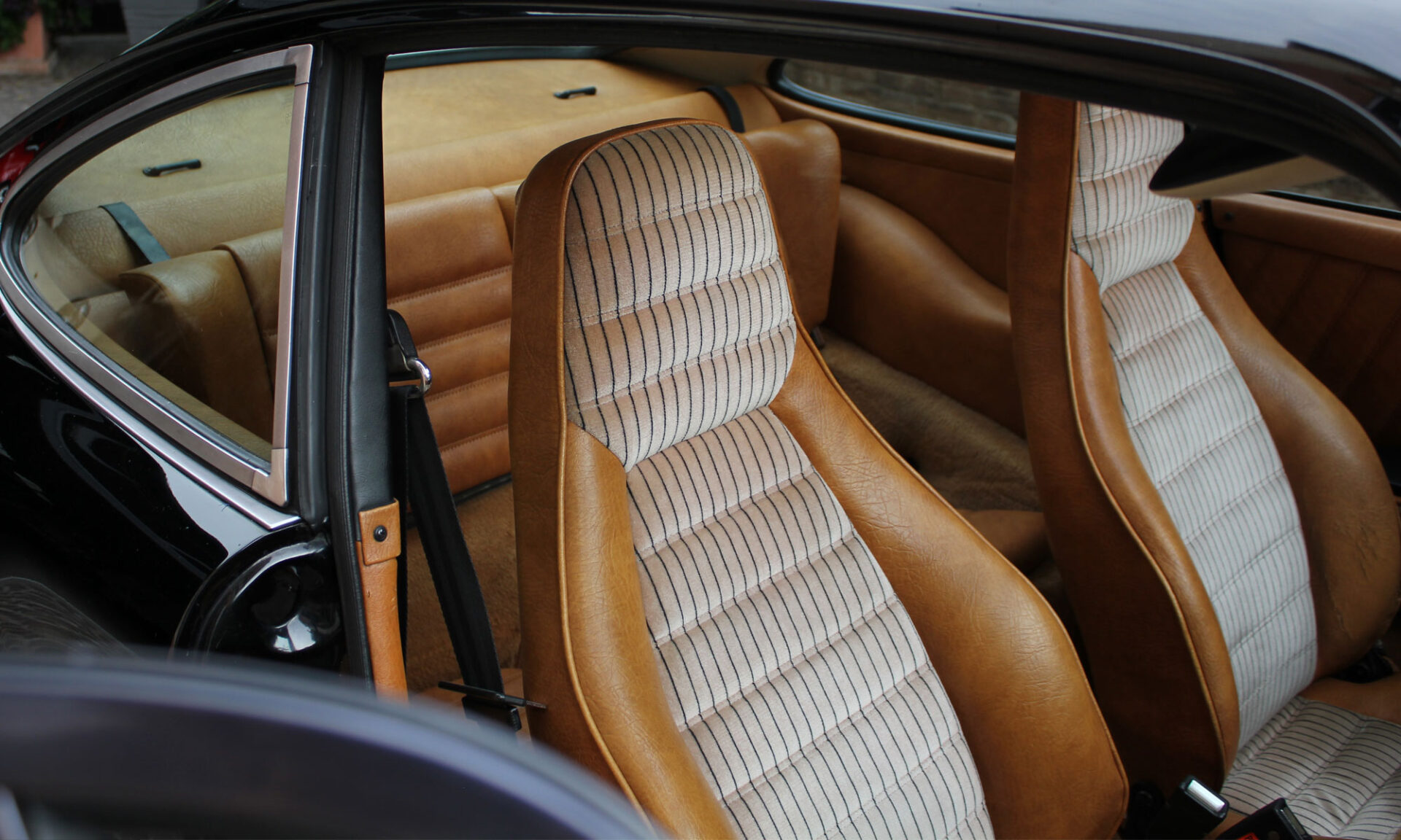 ¿Cuál es el asiento más seguro en un auto?