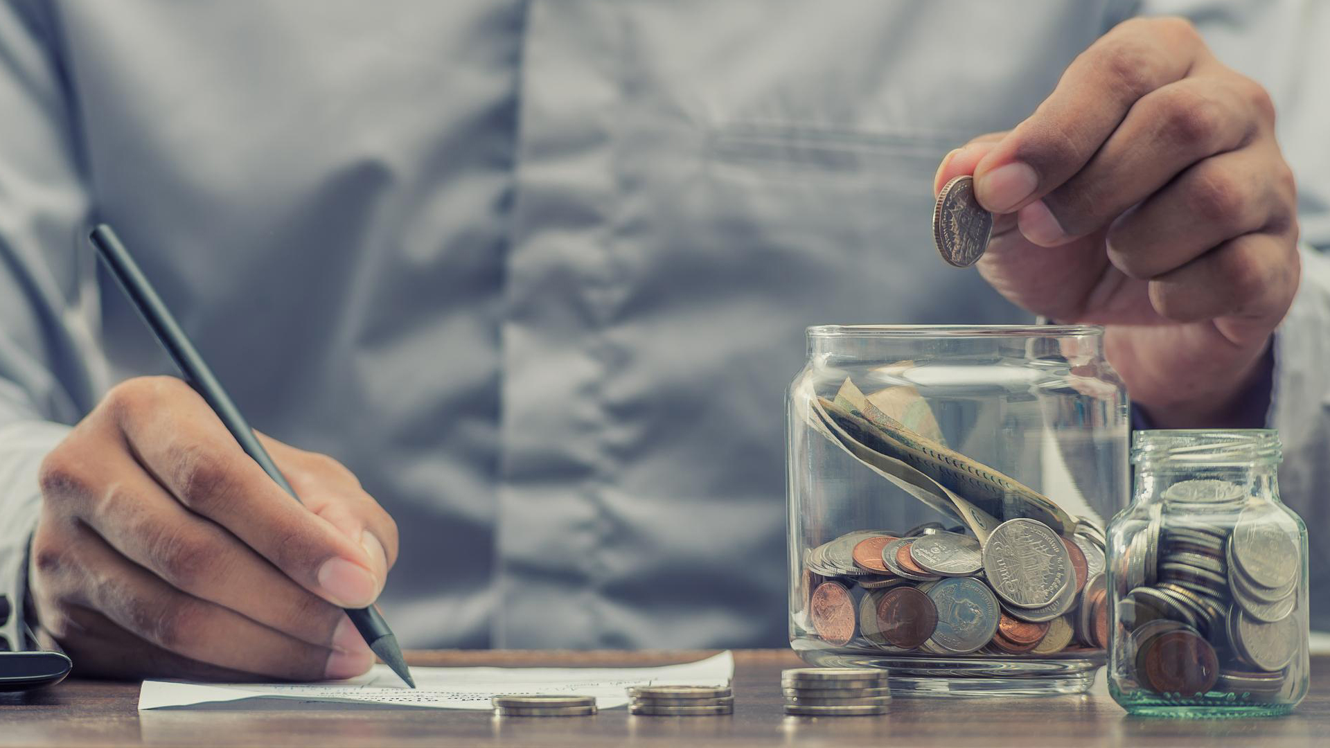 Cómo ahorrar dinero en combustible durante el alquiler